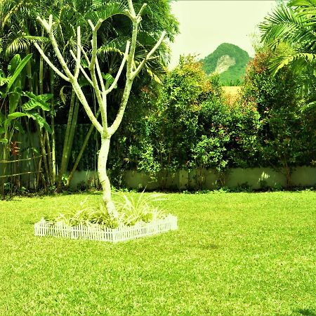Ao Nang Honeybee Pool Villa Smooth As Silk מראה חיצוני תמונה